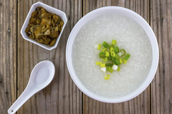 夏季如何預(yù)防中暑_預(yù)防中暑要注意什么