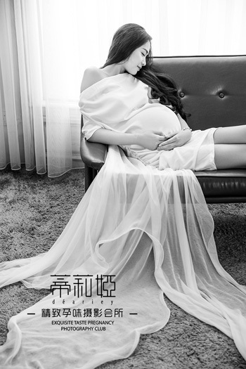 急死人!寶寶過了預(yù)產(chǎn)期還不出來