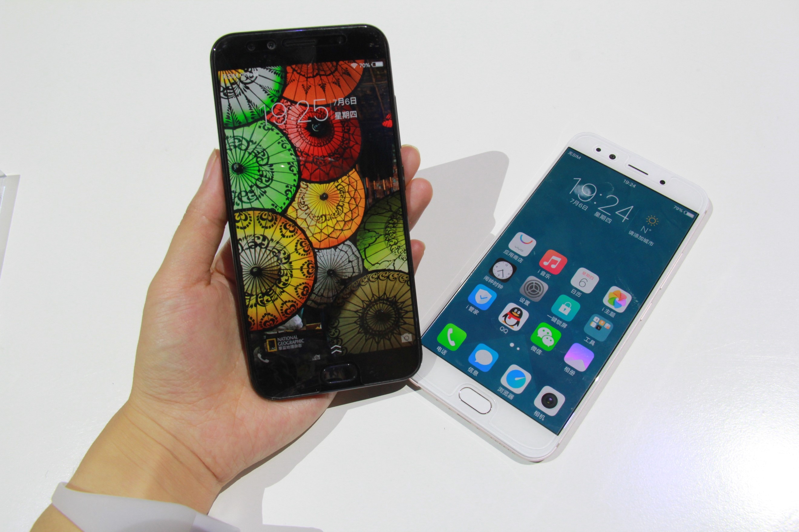 vivo X9s 體驗(yàn):大眾面下的小更新,你還會(huì)追嗎?