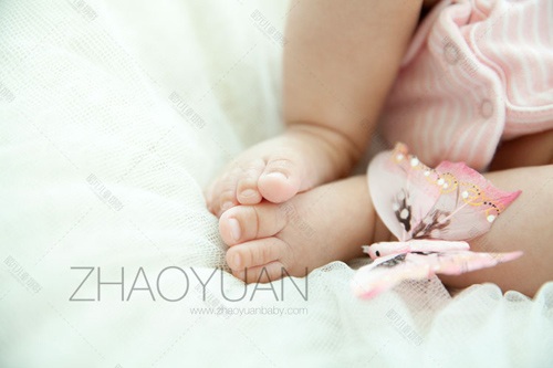 快來(lái)看!寶寶一出生就會(huì)做的6件事