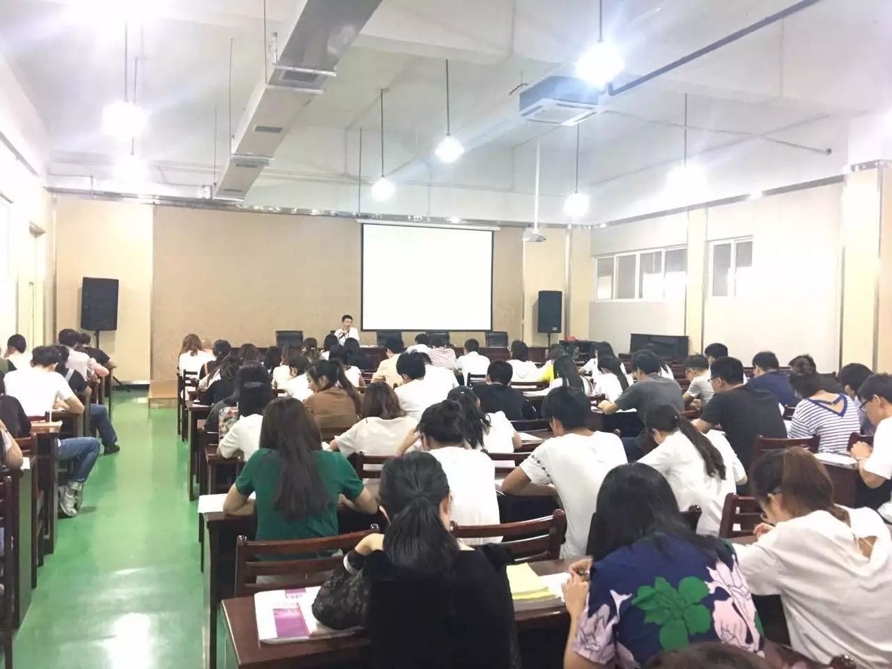 德清求是高中:將“課改”進(jìn)行到底