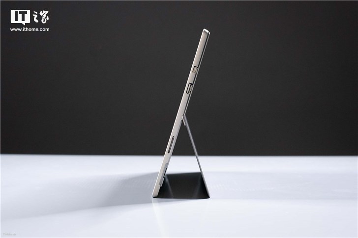 ΢ܛSurface Pro 6ع⣺(j)Intel˴UoUSB-Cӿ