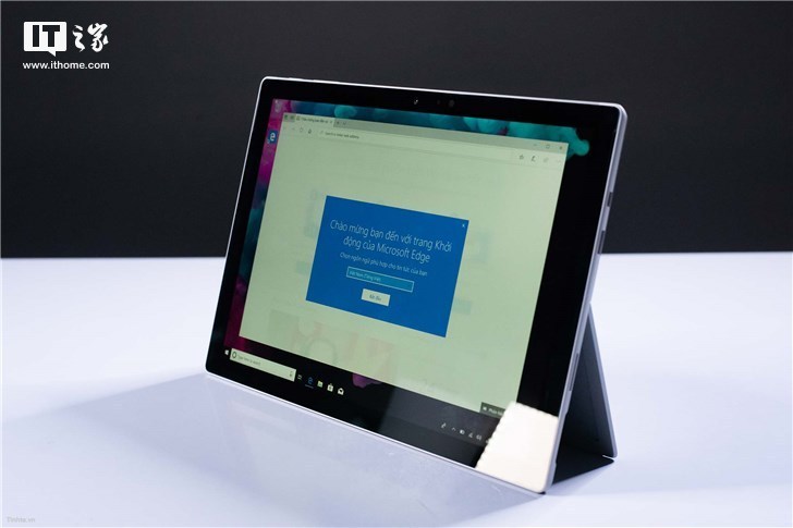 ΢ܛSurface Pro 6ع⣺(j)Intel˴UoUSB-Cӿ