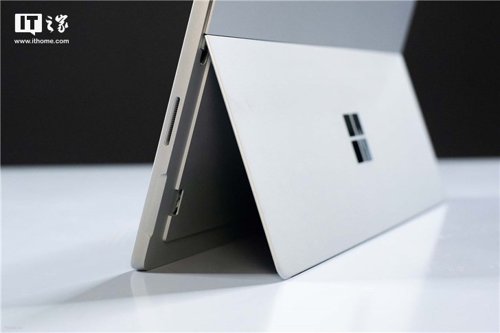 ΢ܛSurface Pro 6ع⣺(j)Intel˴UoUSB-Cӿ
