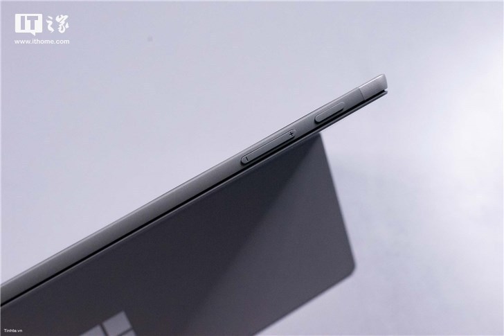 ΢ܛSurface Pro 6ع⣺(j)Intel˴UoUSB-Cӿ