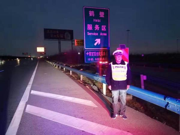千里轉(zhuǎn)運新鄉(xiāng)重病女童進京,請給瓊A88132、豫AU1M88讓出生命通道