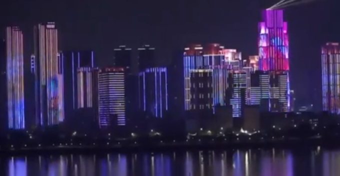 武漢解封燈光秀在哪里看?武漢解封燈光秀現(xiàn)場照片曝光實在太美了!