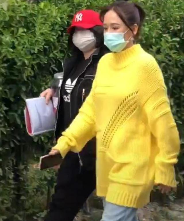 陳喬恩否認(rèn)懷孕說了什么 陳喬恩被拍照片衣服十分寬松懷孕即視感
