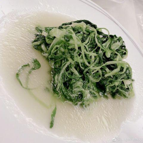 baby吃到自己種的雞毛菜 baby是如何種雞毛菜的詳細(xì)經(jīng)過曝光網(wǎng)友大贊