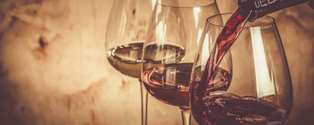 送紅酒代表什么意思