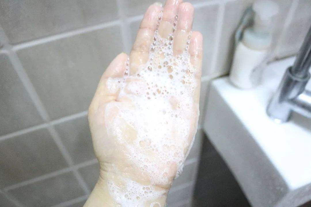 冬天洗澡可以不用沐浴露嗎
