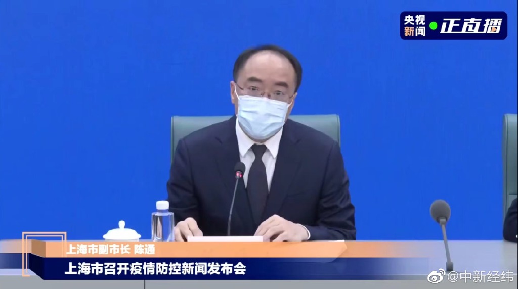 上海奶粉騎士一天奔波400多公里送貨 上海奶粉騎士 上海奶粉騎士一天奔波400多公里送貨 上海奶粉騎士