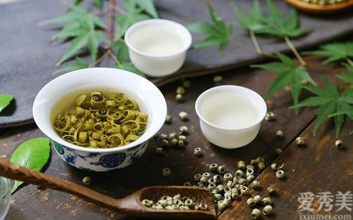 八種不一樣作用的花茶,清目緩解疲勞還能美容養(yǎng)顏