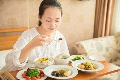 網(wǎng)絡(luò)用語坐月子式假期是什么梗