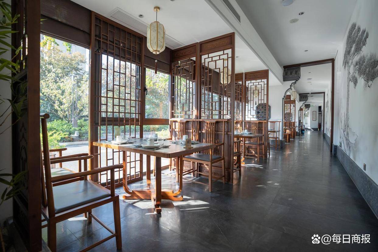 陳建偉 德清鳳棲餐飲管理有限公司總經(jīng)理