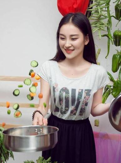 90后最美廚娘照
