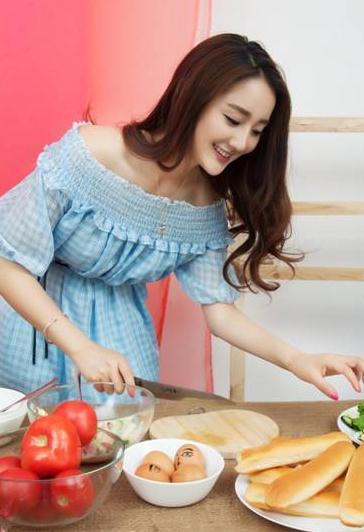 90后最美廚娘照