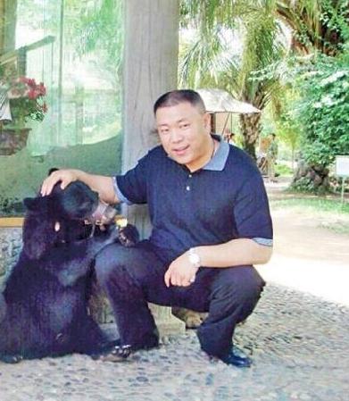 70后億萬(wàn)富豪遭分尸