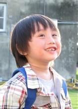 小小彬