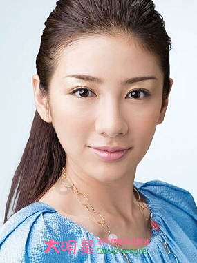 黃奕