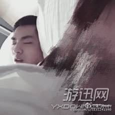 吳亦凡“約炮門”新視頻流出 與多位女子交談甚歡