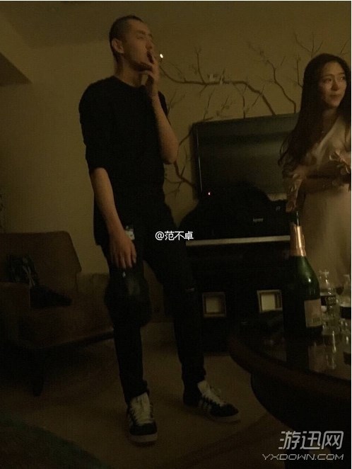 吳亦凡“約炮門”新視頻流出 與多位女子交談甚歡