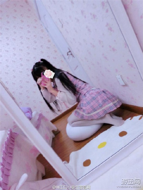 工口小學(xué)生再曝福利自拍 “00后”變小護(hù)士制服誘惑(圖) 00后小學(xué)女生炫富視頻傳至臺灣 寶島同學(xué)模仿惡搞
