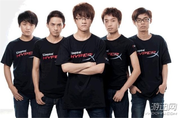 《LOL》“老WE”隊(duì)員若風(fēng)、草莓和微笑合伙開網(wǎng)咖!