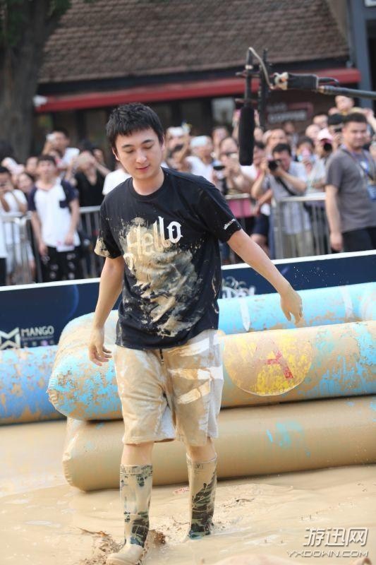 王思聰:大學生想創(chuàng)業(yè),無非是給自己不想早起找的借口