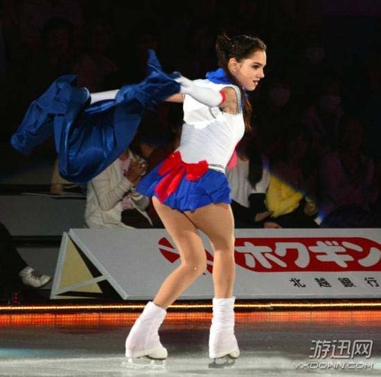 俄16歲花滑公主表演冰上《美少女戰(zhàn)士》 還原度爆表! 俄16歲花滑公主表演冰上《美少女戰(zhàn)士》 還原度爆表!