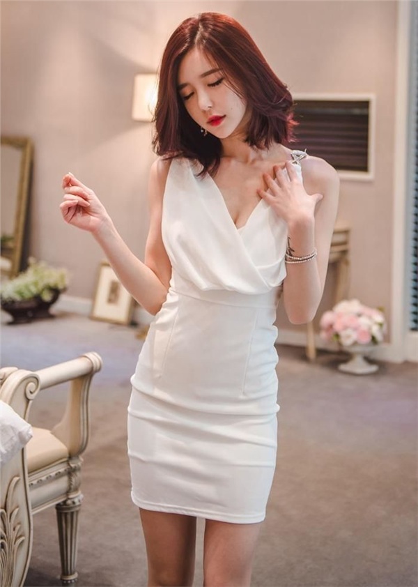 來華吸金的性感韓國(guó)女主播大盤點(diǎn) 小編先吃兩個(gè)雞蛋