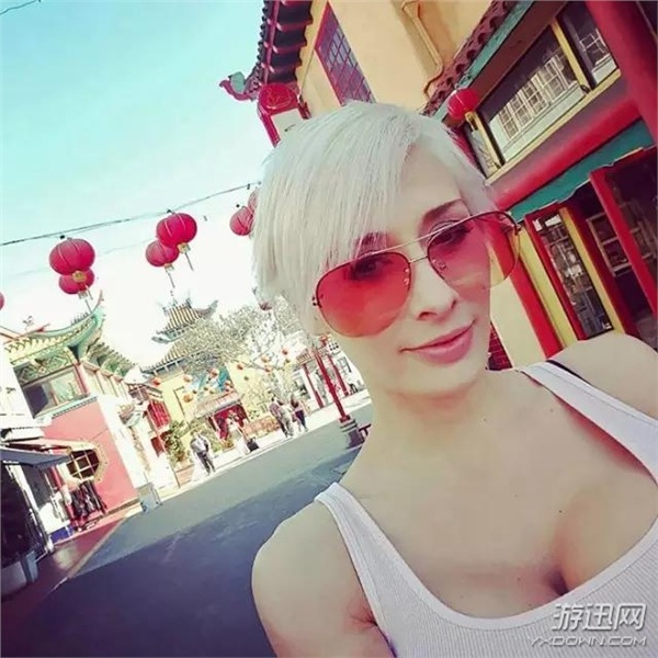 胸猛Coser挑戰(zhàn)性感蜘蛛娘 凸顯的南半球讓人移不開眼睛