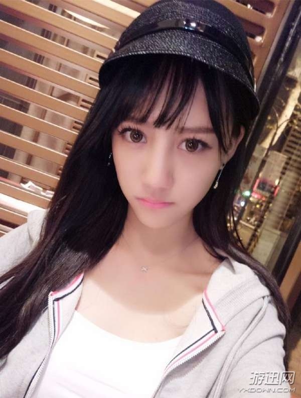 網(wǎng)評電競女主播十佳歌喉 馮提莫竟不敵一代球王卡卡