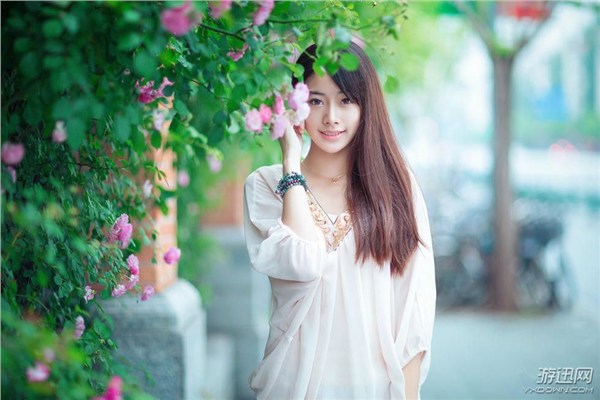 小編私藏Showgirl美圖 今年“拆奶罩”如何少得了她們?