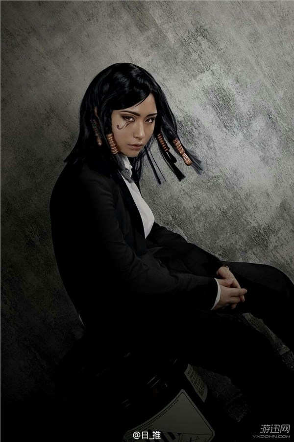 《守望先鋒》法老之鷹神COS 火箭女也能很“霸道總裁” 《守望先鋒》法老之鷹神COS 火箭女也能很“霸道總裁”