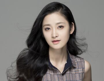 美人私房菜曼荷誰演的 曼荷扮演者肖婷佳的胸圍及微博個(gè)人資料