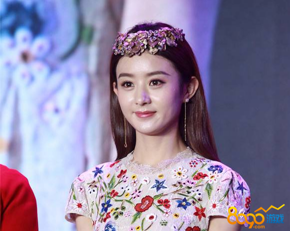 趙麗穎把皇冠帶反錯(cuò)當(dāng)成花環(huán)